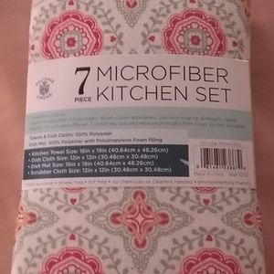 Microfiber kitchen set